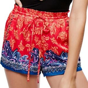 🔆 Free People San Paulo Studded Short size M